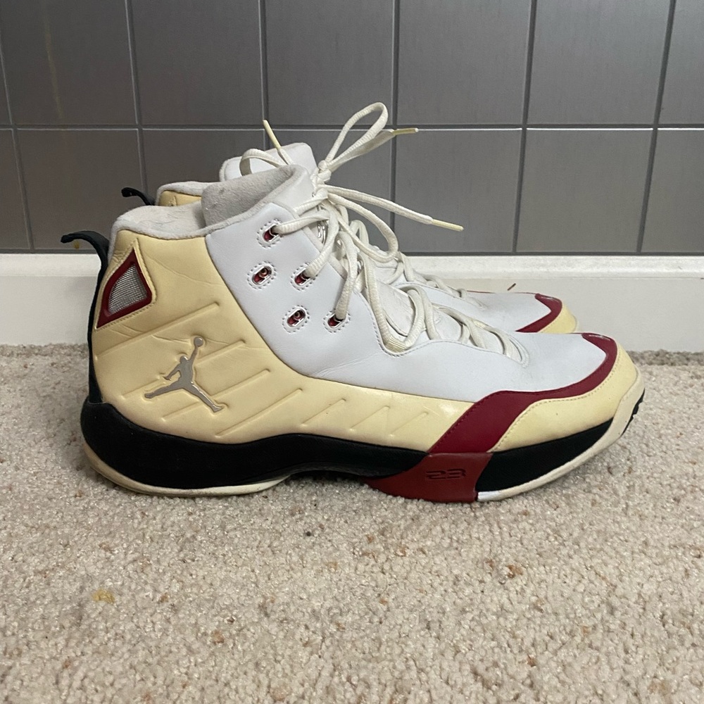 Jordan Team Size 14 basketball shoes